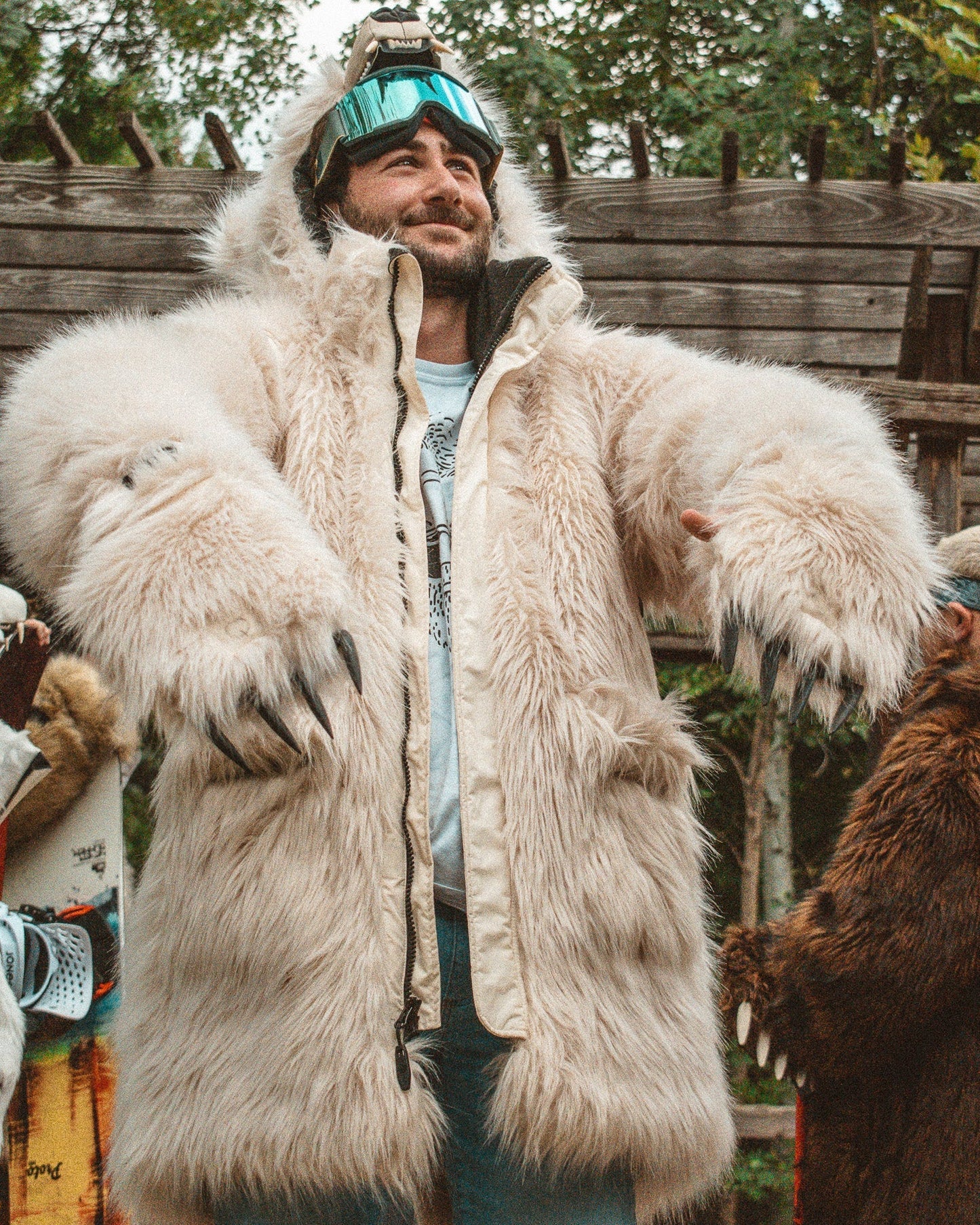 THE POLAR BEAR COAT, v6