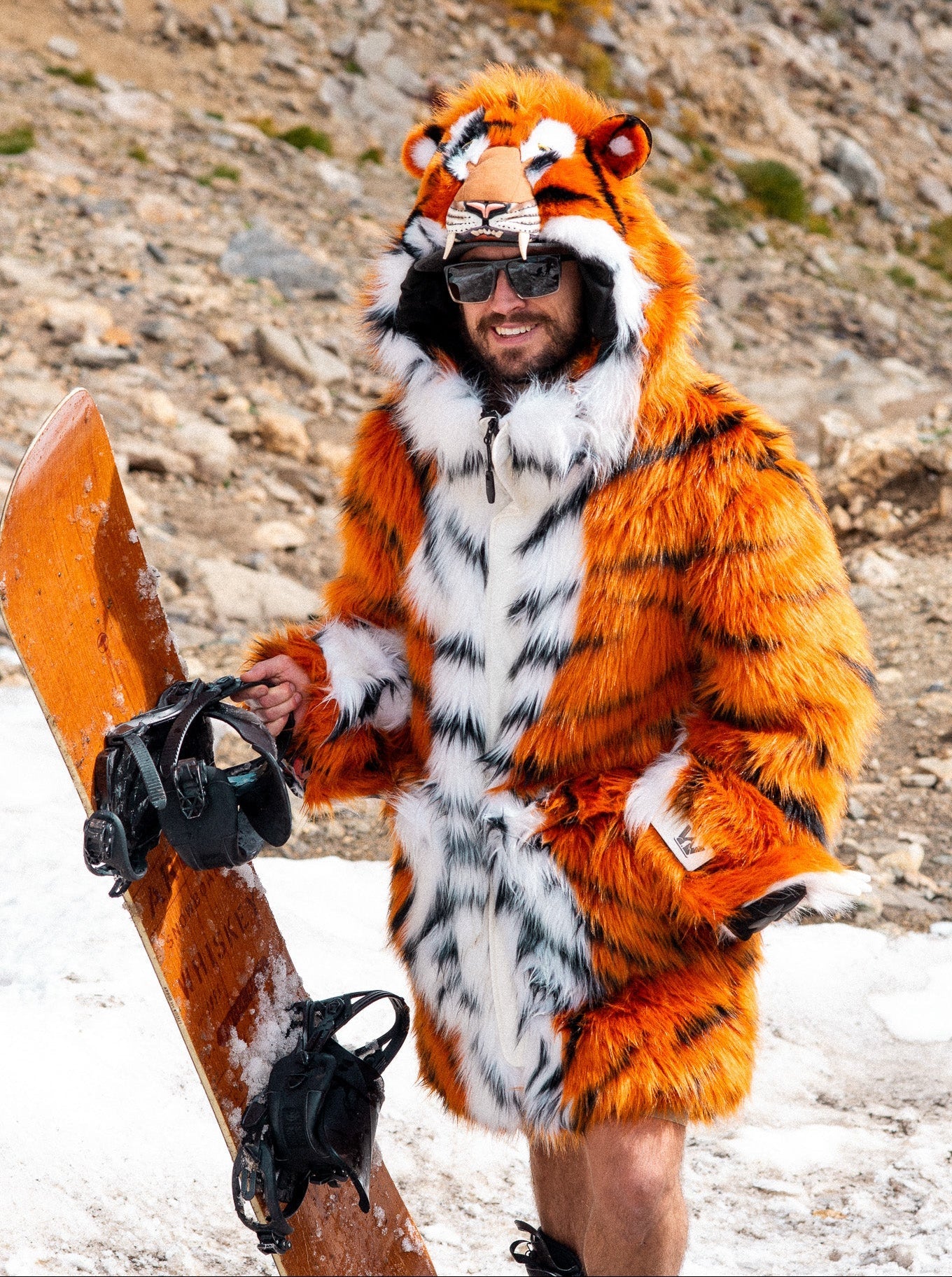 THE TIGER COAT, v5