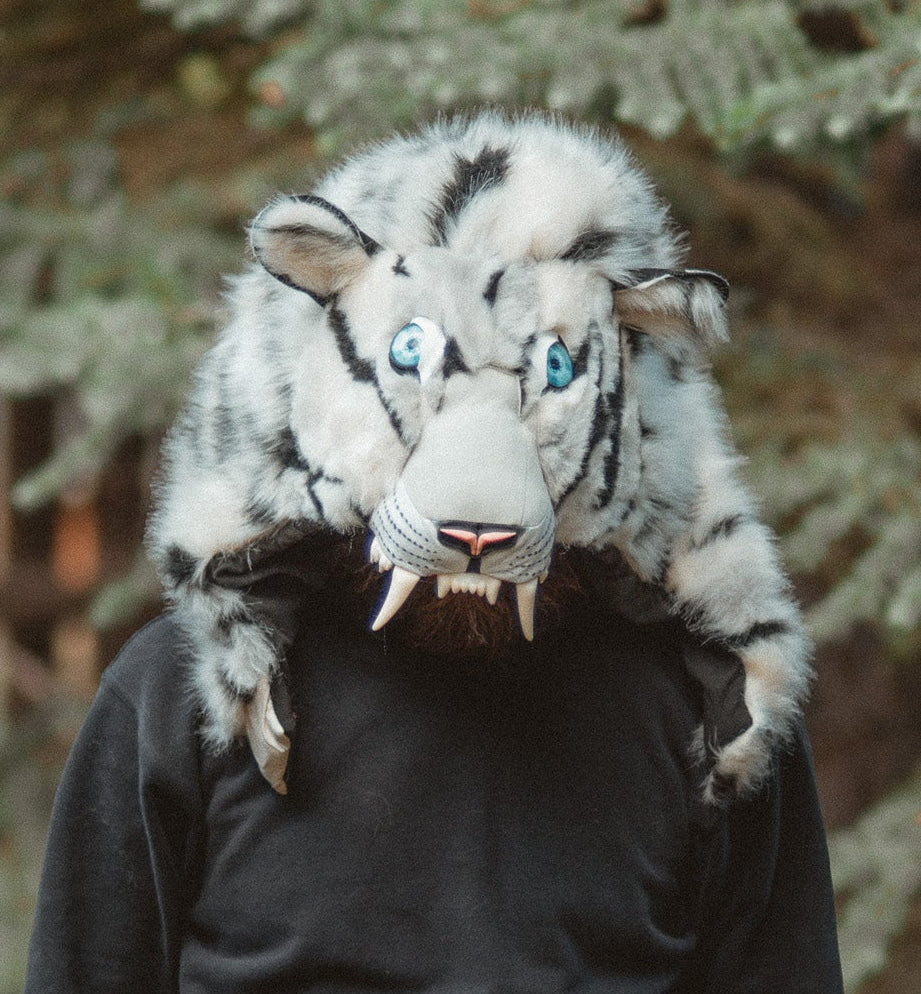 THE WHITE TIGER HOOD, v6